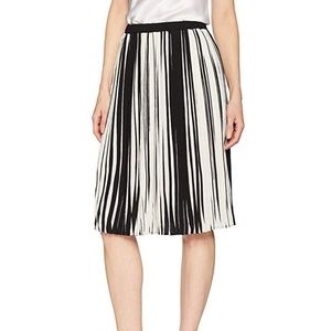 Adrianna Papell 2 Toned Pleated skirt Size S
